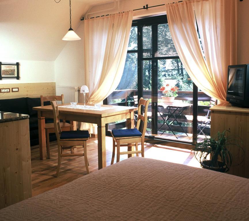 Apartments Bledea Phòng bức ảnh